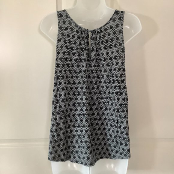 Gap Luxe Tank Top Women's Size Large key hole back detail diamond pattern - Picture 2 of 6